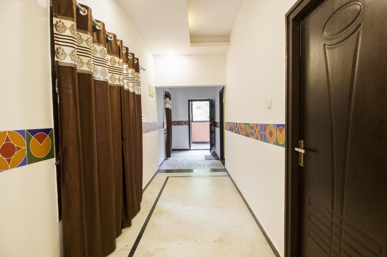 Fabhotel Crown Suites - Nr Sony Signals Bangalore Eksteriør billede