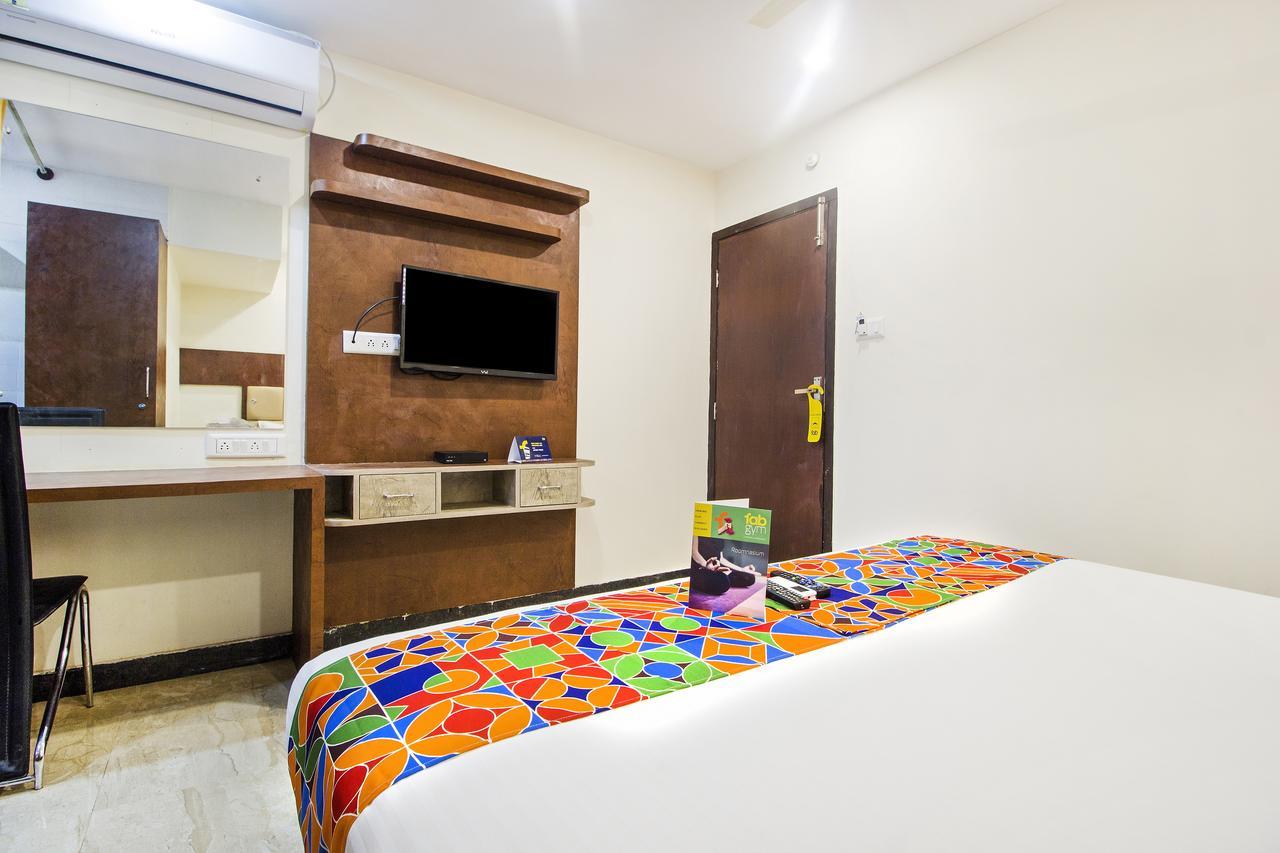 Fabhotel Crown Suites - Nr Sony Signals Bangalore Eksteriør billede